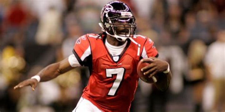 A Comprehensive Look at Michael Vick Statistics and His NFL Legacy