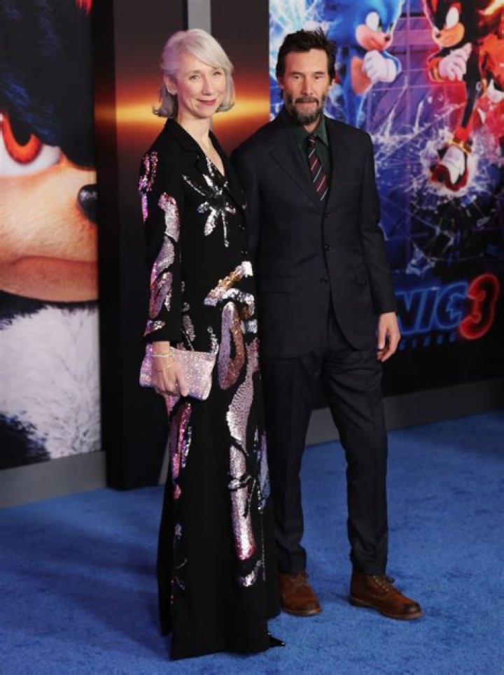 Does Keanu Reeves Have Cancer? Unveiling the Truth Behind the Rumors