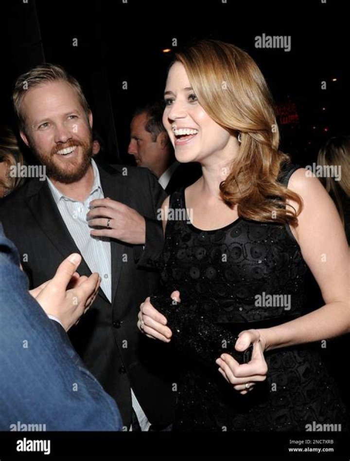 Jenna Fischer Husband: The Love Story You Need to Know About
